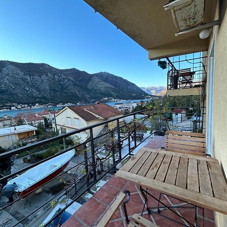Apartment Neni Kotor Buitenkant foto