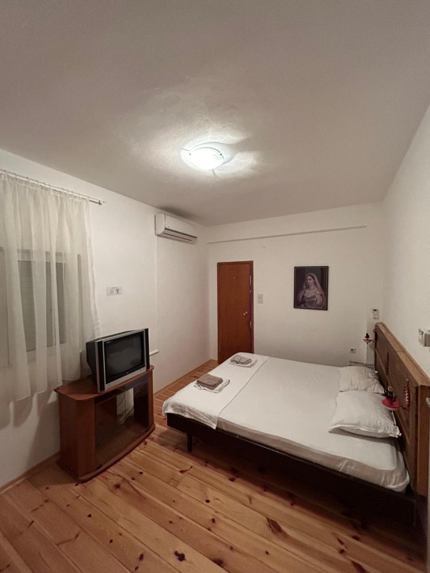 Apartment Neni Kotor Buitenkant foto