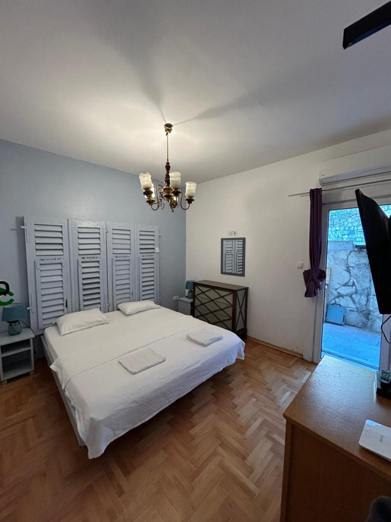 Apartment Neni Kotor Buitenkant foto