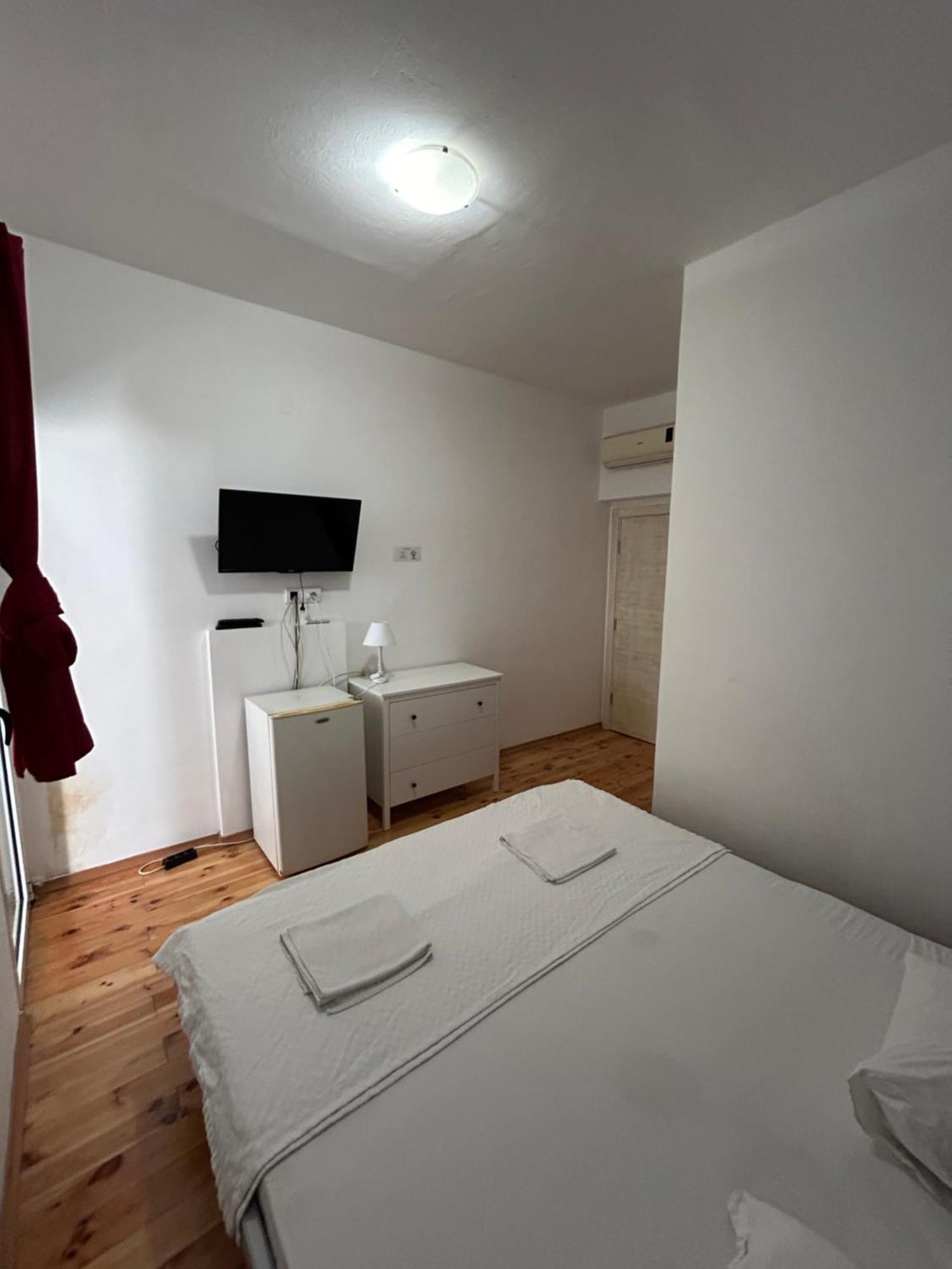 Apartment Neni Kotor Buitenkant foto